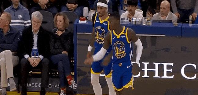 切尔西观众热烈欢呼！，巴特勒迎来五赛季出色发挥赛场气氛高涨(呼伦贝尔大草原简谱歌词)