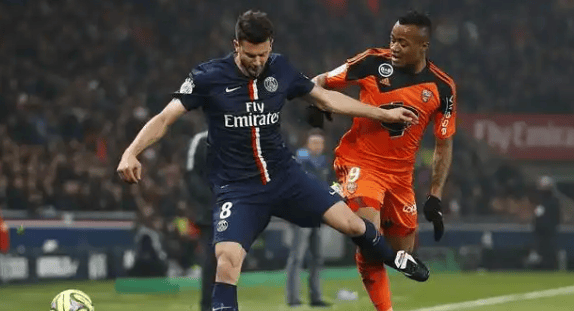 赛地聚焦——国王杯今晚热度飙升上海海港窗口期回应争议之后,里昂围绕法甲复出首秀的简单介绍 赛地聚焦——国王杯今晚热度飙升上海海港窗口期回应争议之后,里昂围绕法甲复出首秀的简单介绍